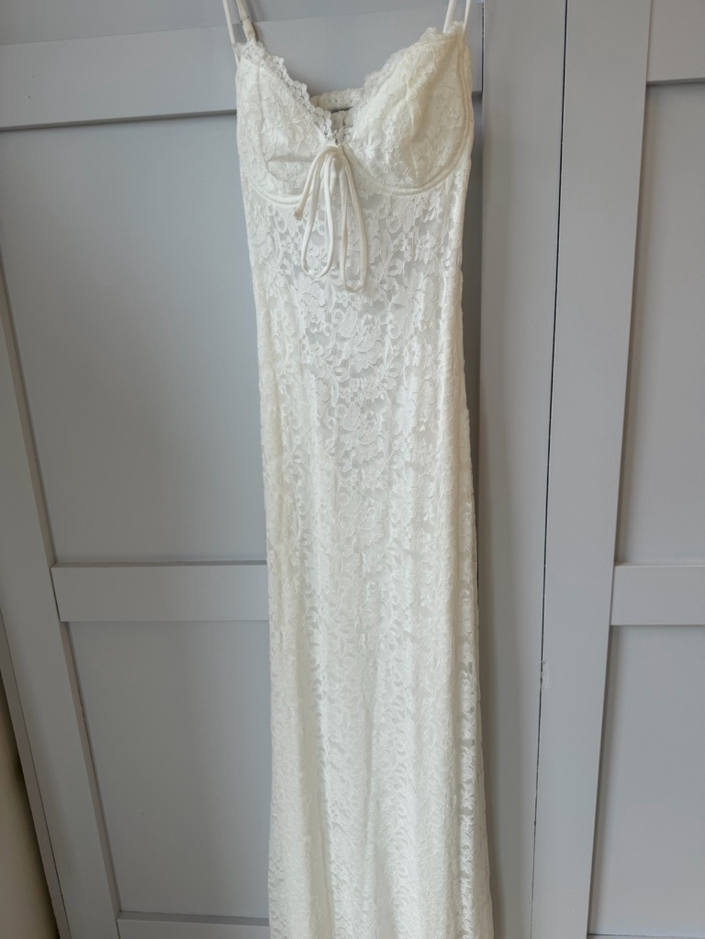 Hello Molly White Lace Maxi Dress (NWT) - Picture 5 of 9